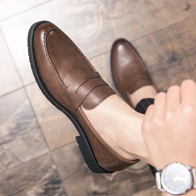 Men’s Soft Genuine Leather Loafers – Breathable British-Style Casual Slip-On Shoes with Stingray Texture